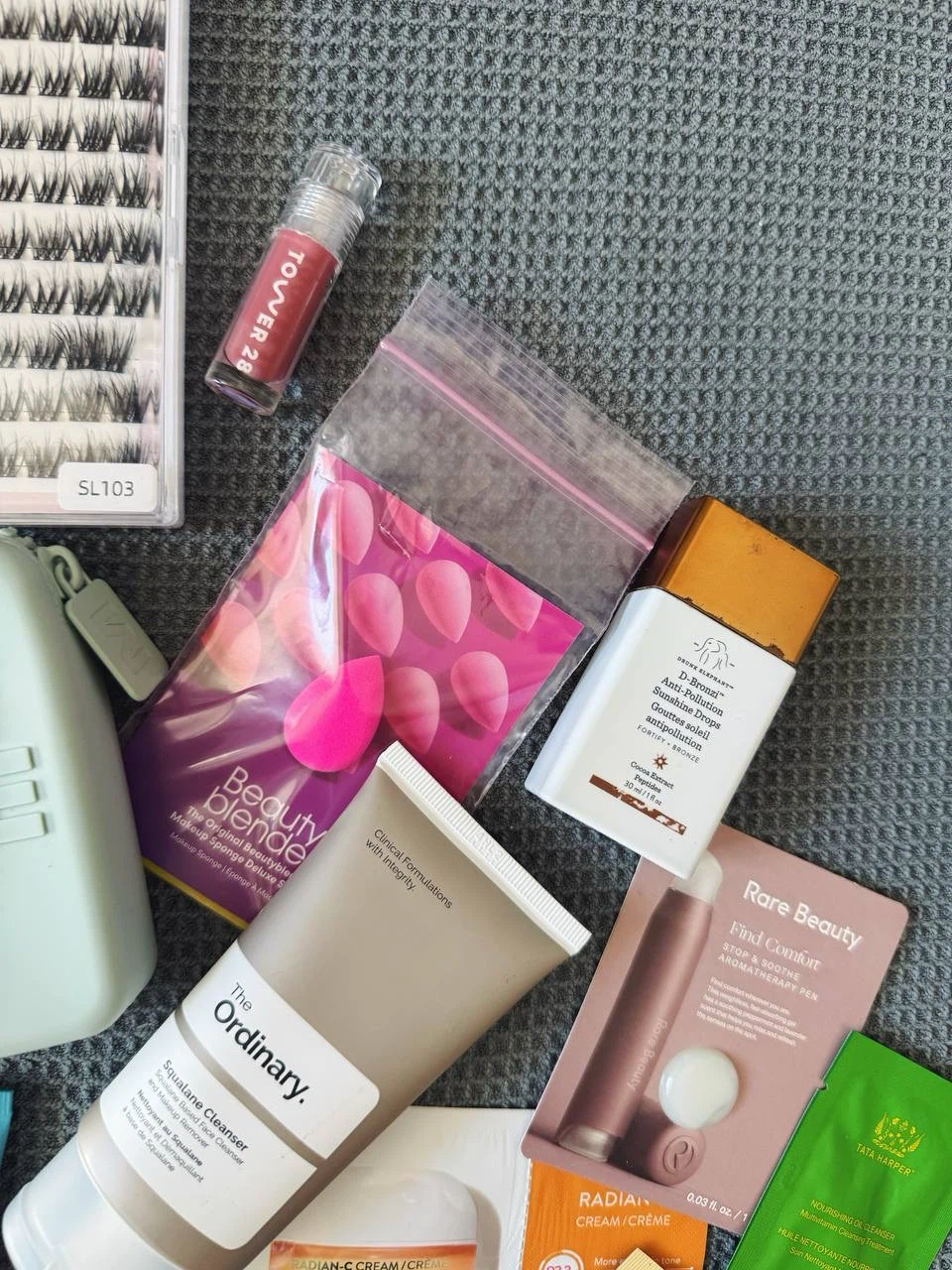 Skincare & Beauty Bundle – 20+ Premium Products + Morphe Bag! - photo 5