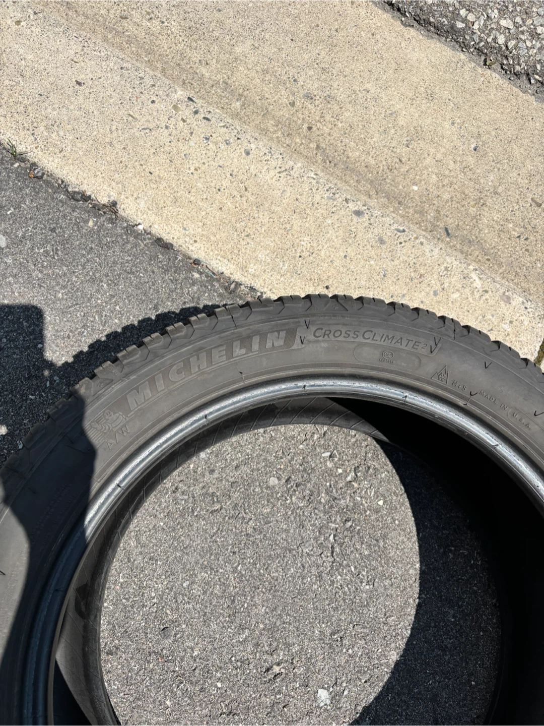 Set of 4 Michelin CrossClimate 2 Tires 235/45R18 - photo 2