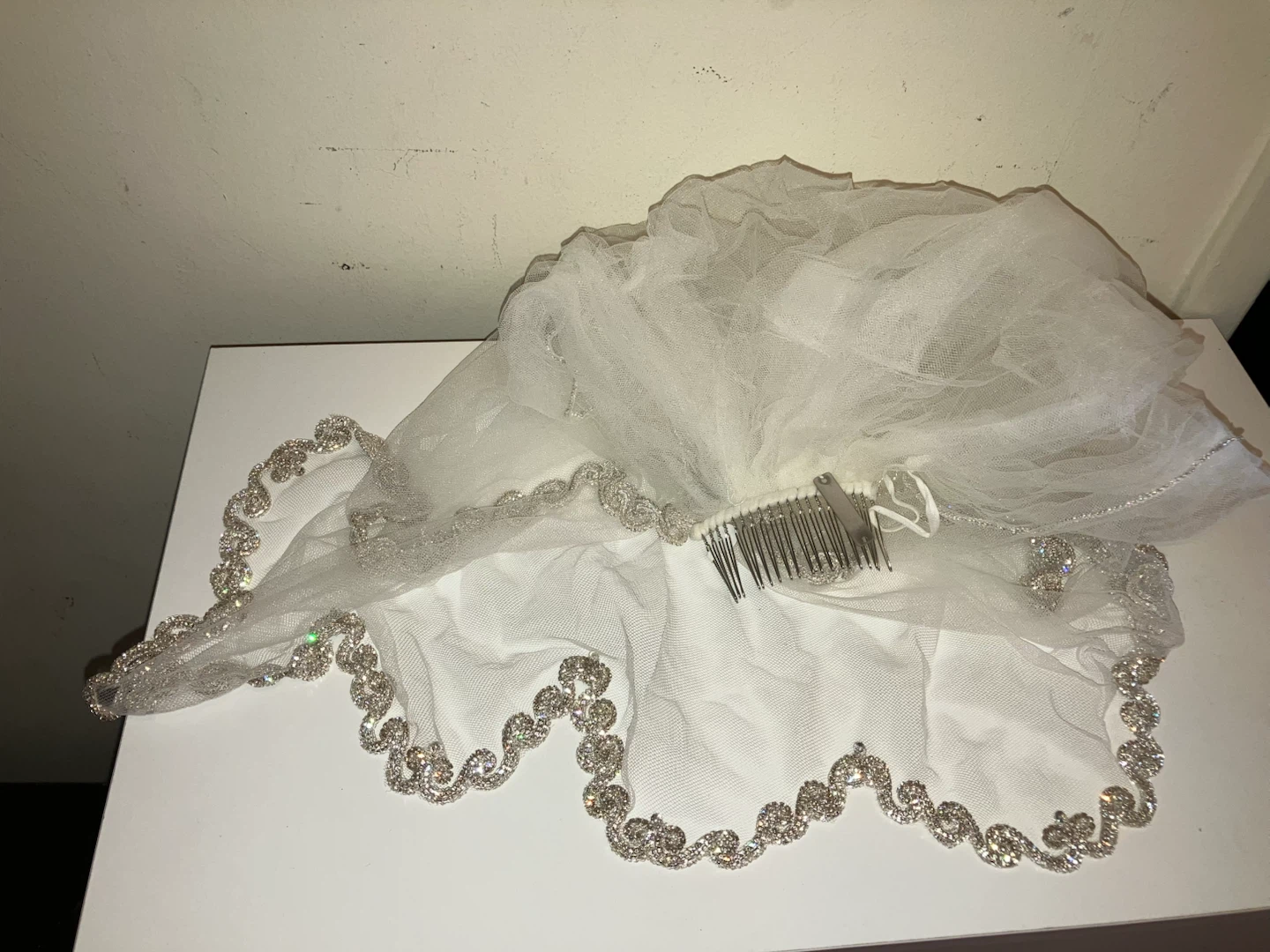 New-Wedding Veil with Rhinestone Embellishments - photo 2