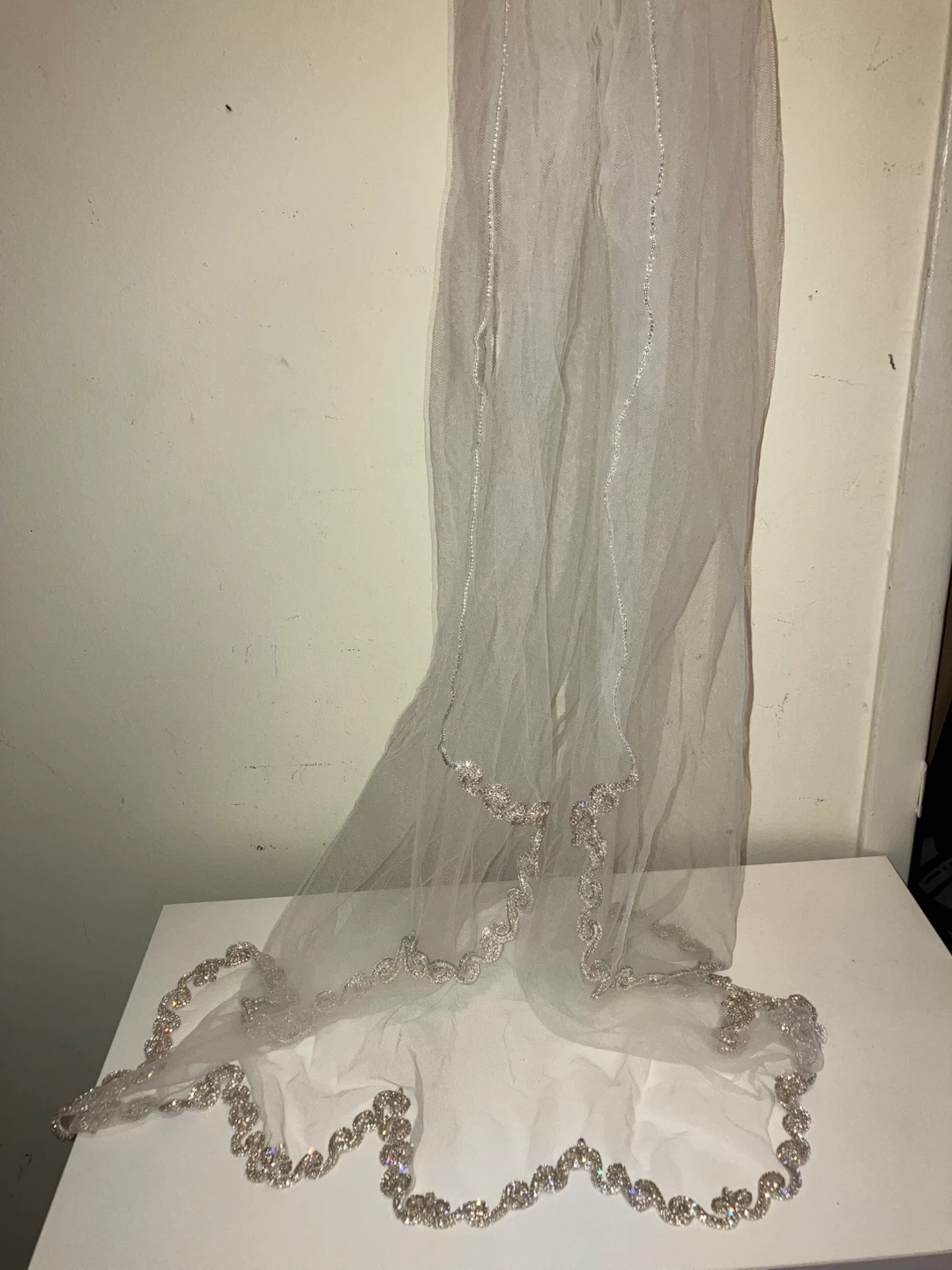 New-Wedding Veil with Rhinestone Embellishments - photo 3