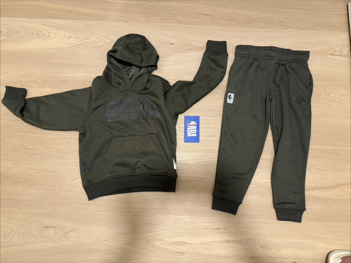 NBA Boys Hoodie and Jogger Set - Green - Size 4