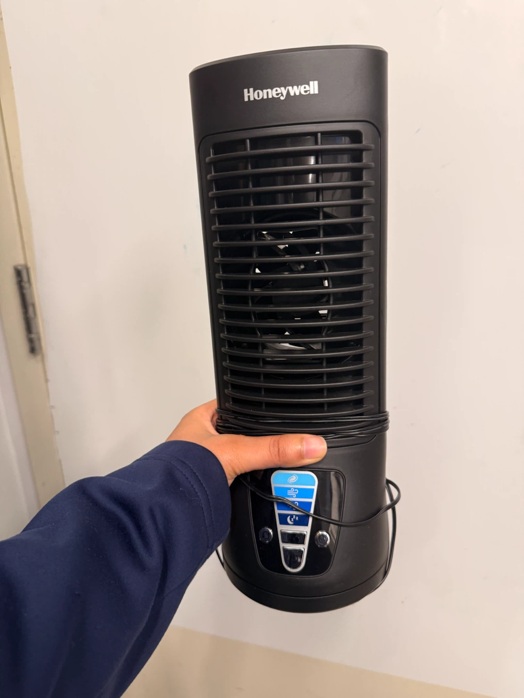 Honeywell QuietSet 4 Oscillating Personal Fan - photo 2