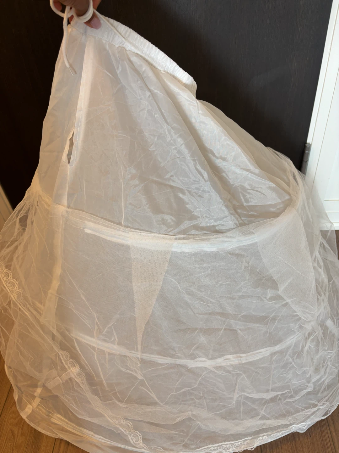 Wedding Dress with Veil and Petticoat - photo 3