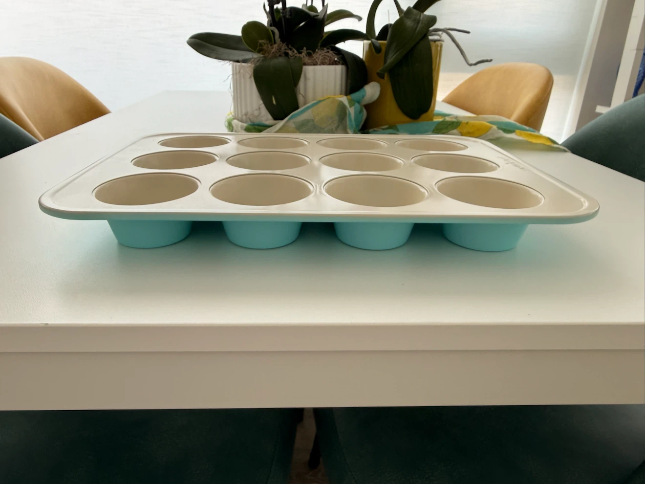 Nordic Ware 12-Cup Muffin Pan - photo 2