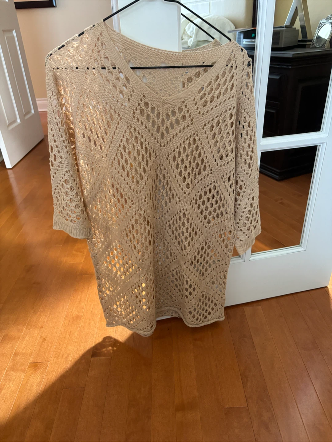 Women's Beige Crochet Sweater size medium