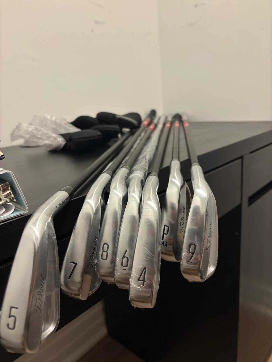Titleist T150 Irons with KBS TGI 80 Tour Graphite Iron Shafts - photo 2