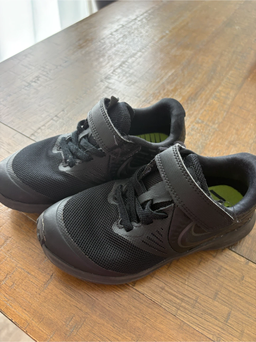 Nike Kids' Black Running Shoes size 10.5C - photo 3