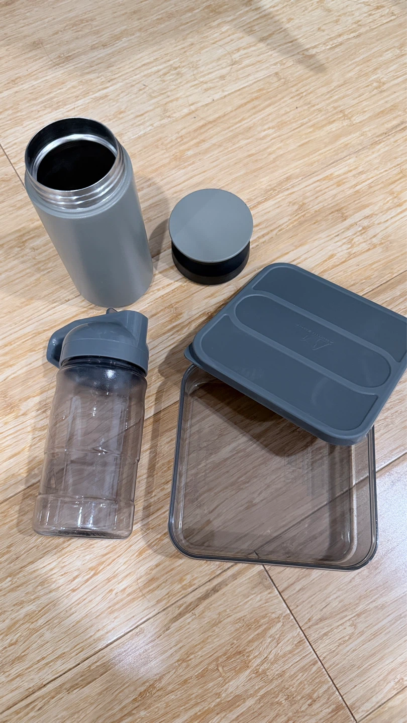 Arctic Zone Food Containers and Water Bottle Set - photo 2