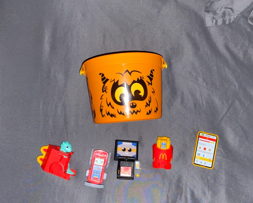 McDonald's Happy Meal Toys Bucket Set
