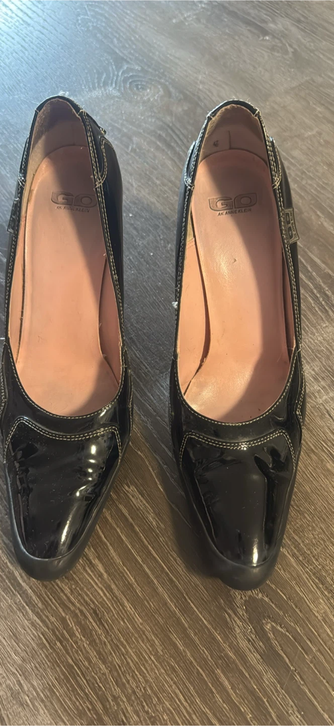 Anne Klein GO Black Patent Heels size 7 - photo 2