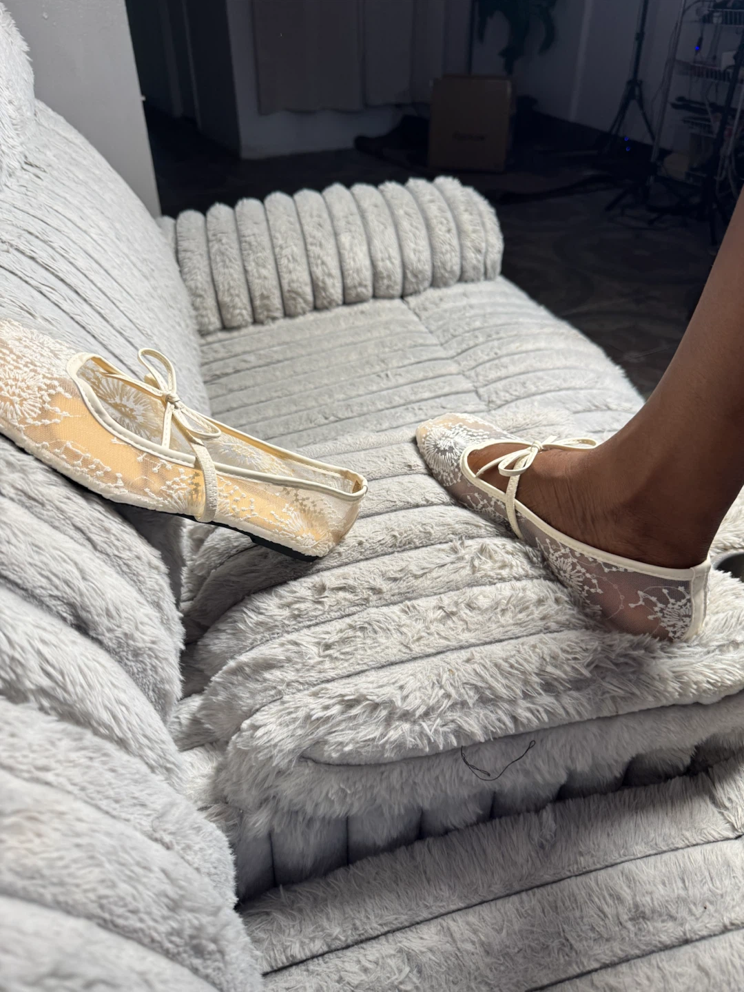 White Lace Ballet Flats with Bow Detail - photo 4