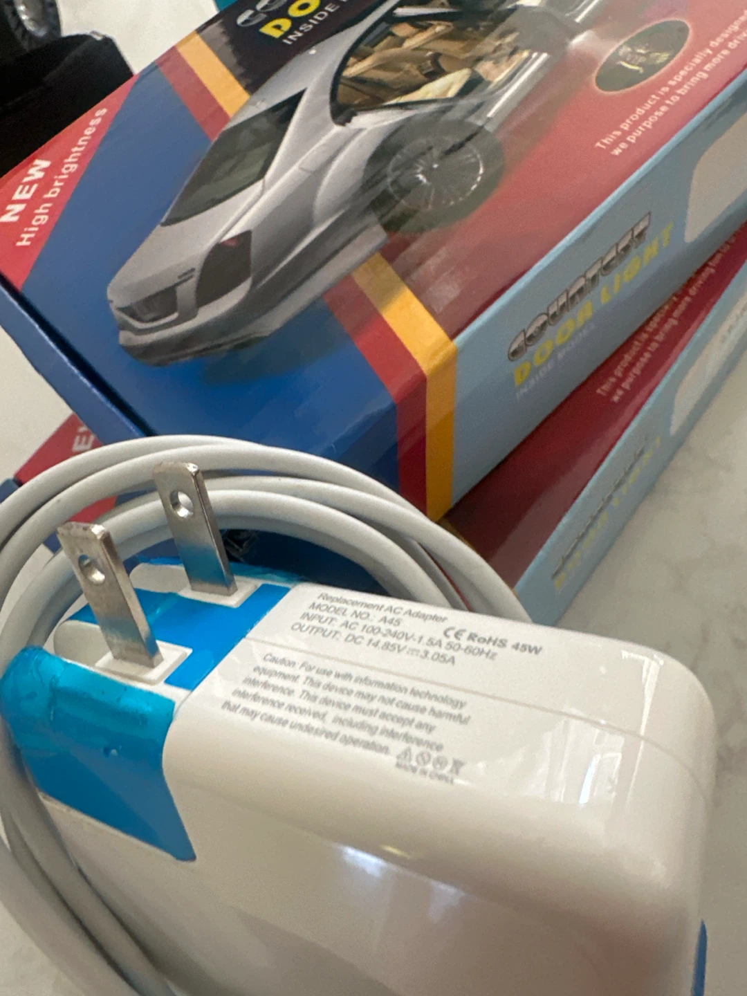 Apple MacBook AC Adapter Charger - photo 2
