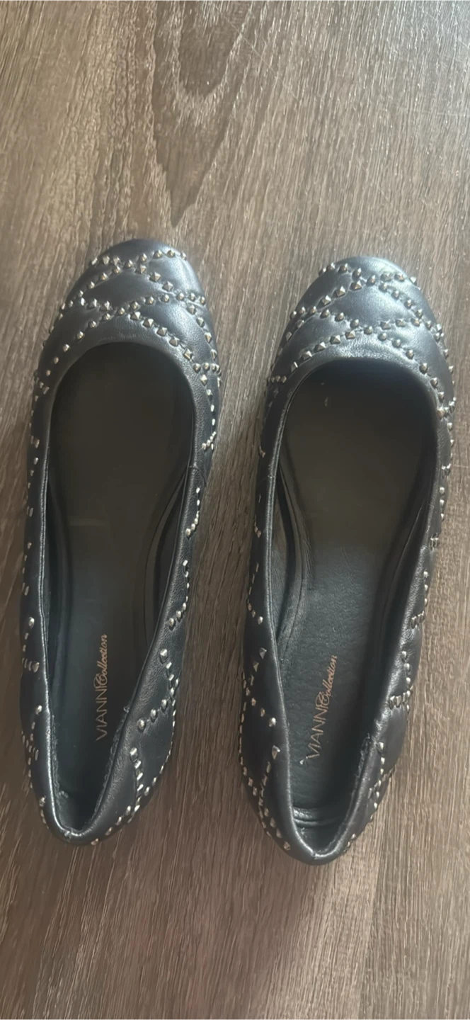 Vianni Collection Black Studded Ballet Flats size 39