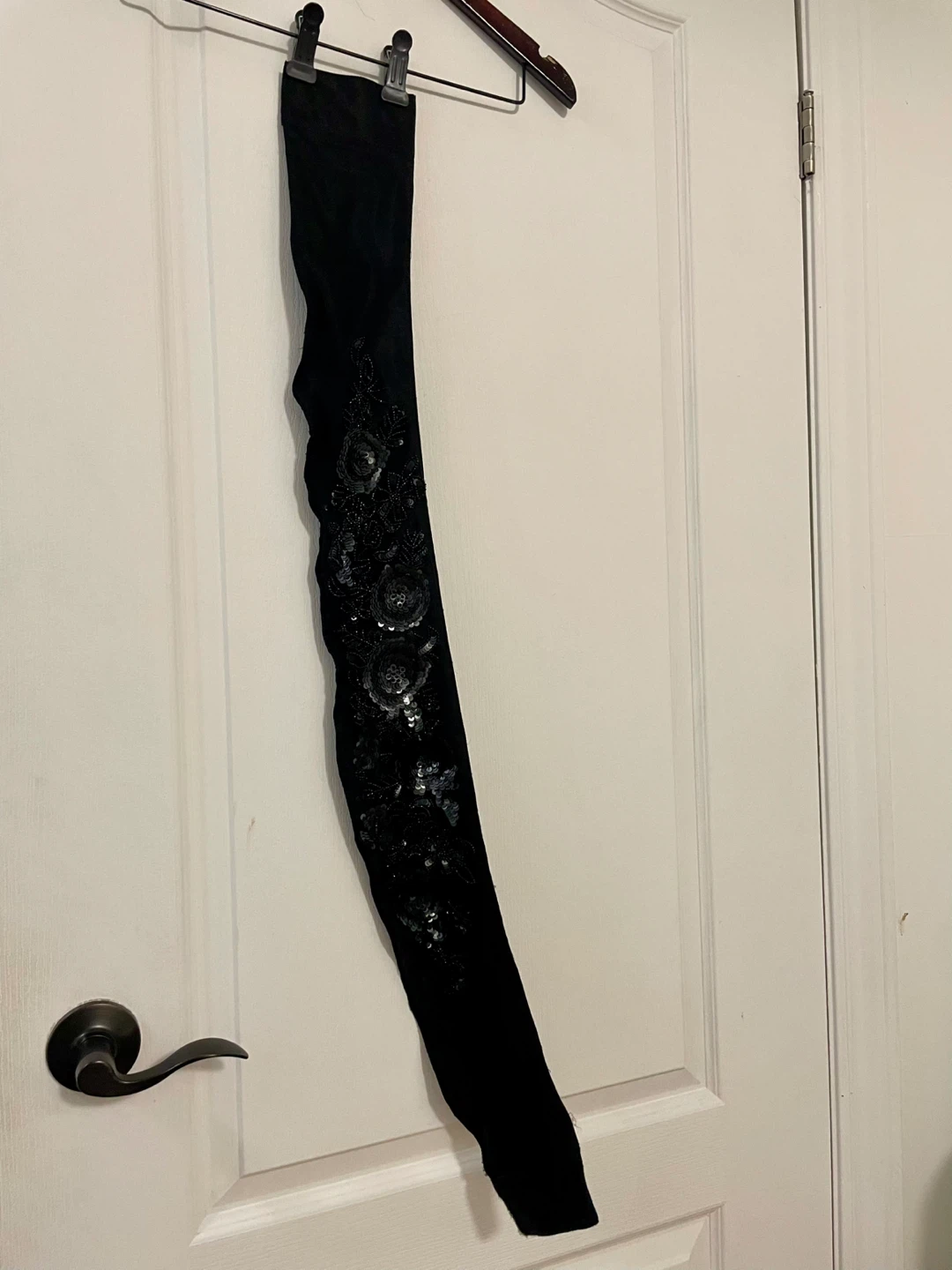Tristan Black Beaded Sequin Floral Sash - photo 5