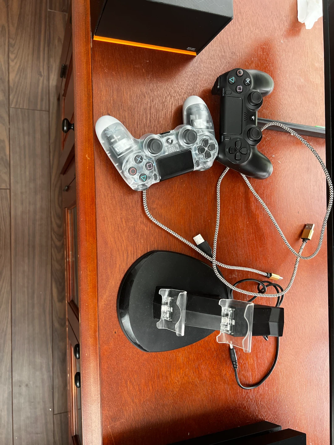 Sony PlayStation 4 Console with 2 Controllers - photo 3