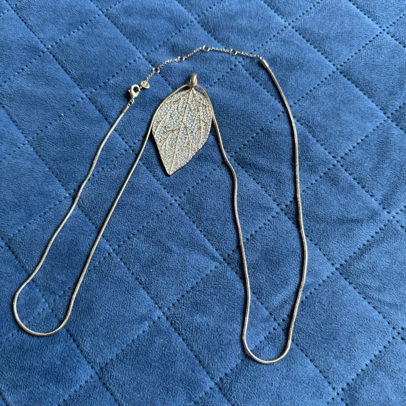 ALDO Leaf Pendant Necklace with Rhinestones - photo 4
