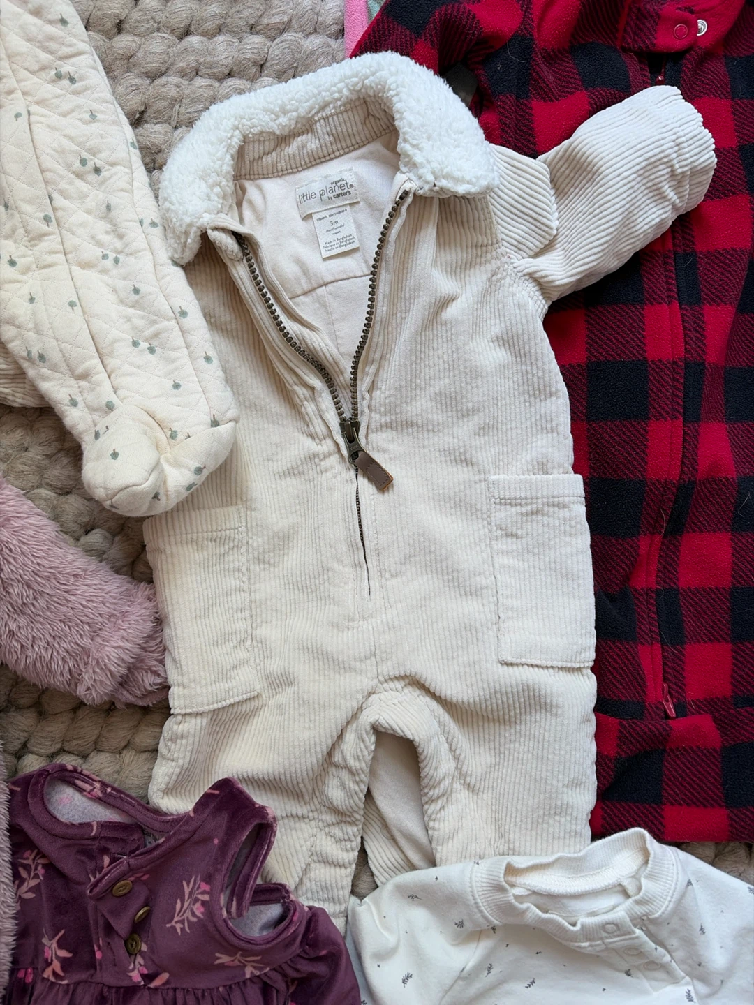 Baby girl clothing bundle - photo 3