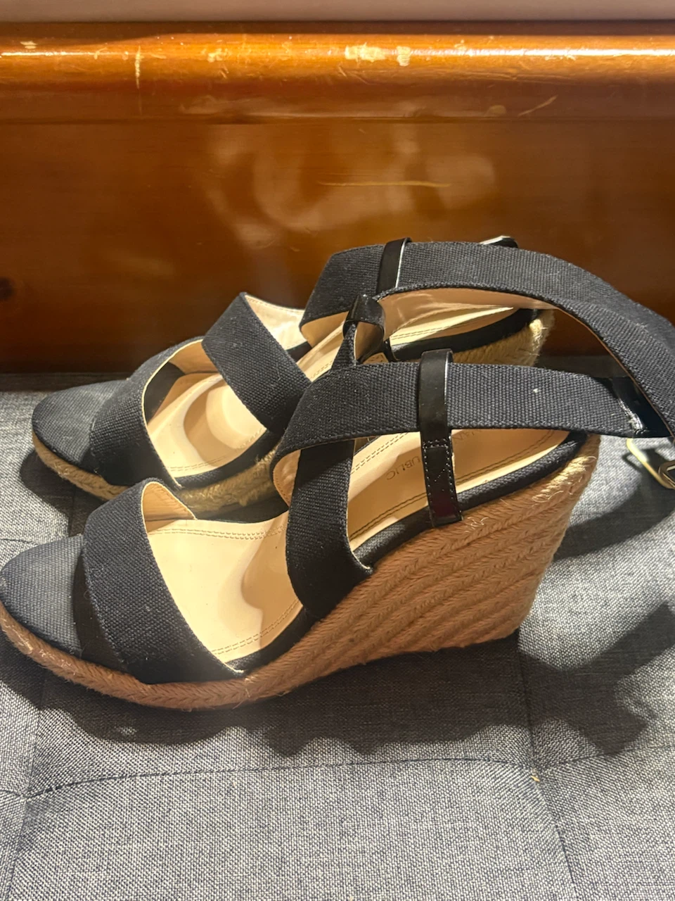 Banana Republic Black Canvas Espadrille Wedge Sandals - photo 4