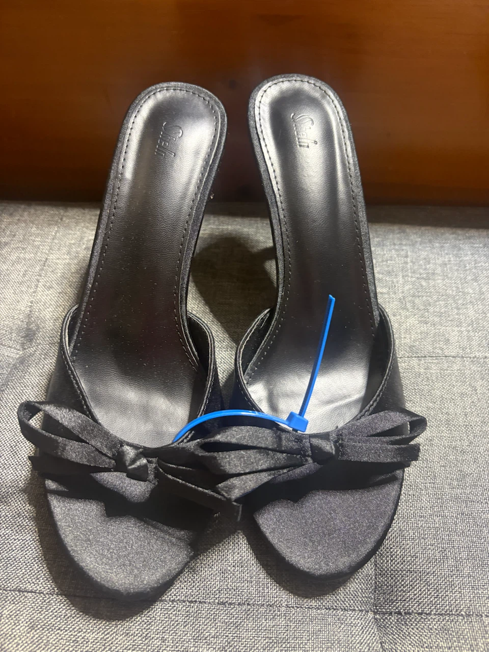 Chuu Black Satin Bow Heels - Size 38 - photo 2