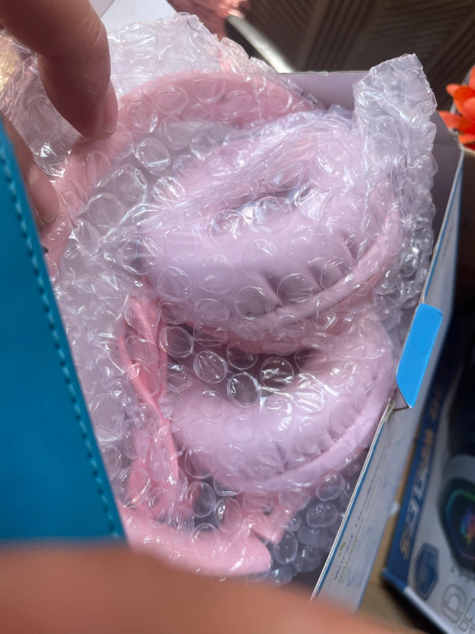 (PINK) Headphones - Brand New - photo 2