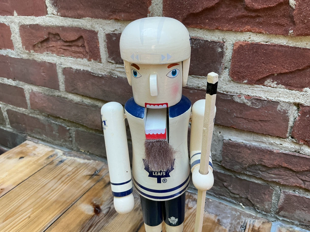 Bearded Toronto Maple Leafs Hockey Player Nutcracker - photo 3