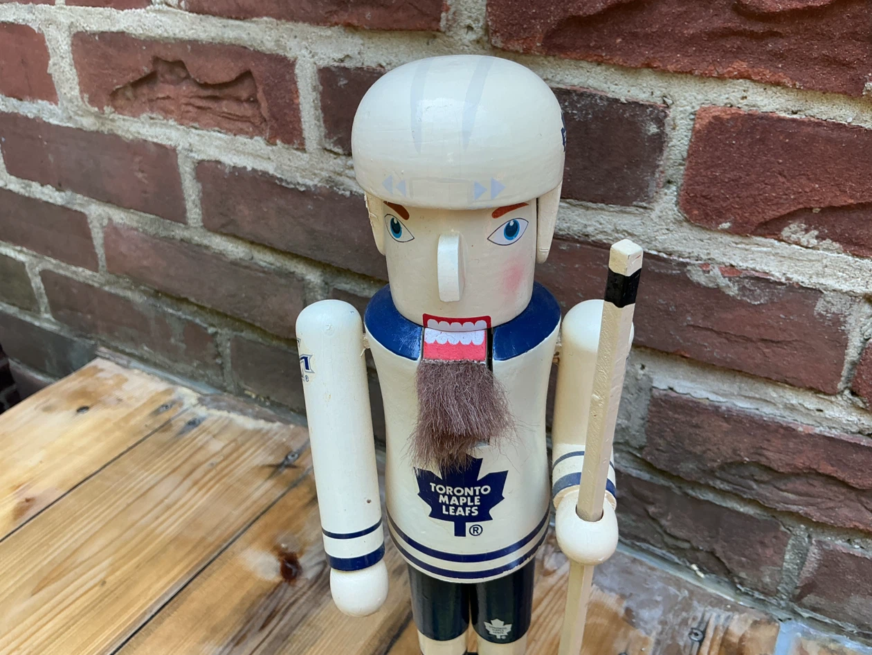 Bearded Toronto Maple Leafs Hockey Player Nutcracker - photo 4