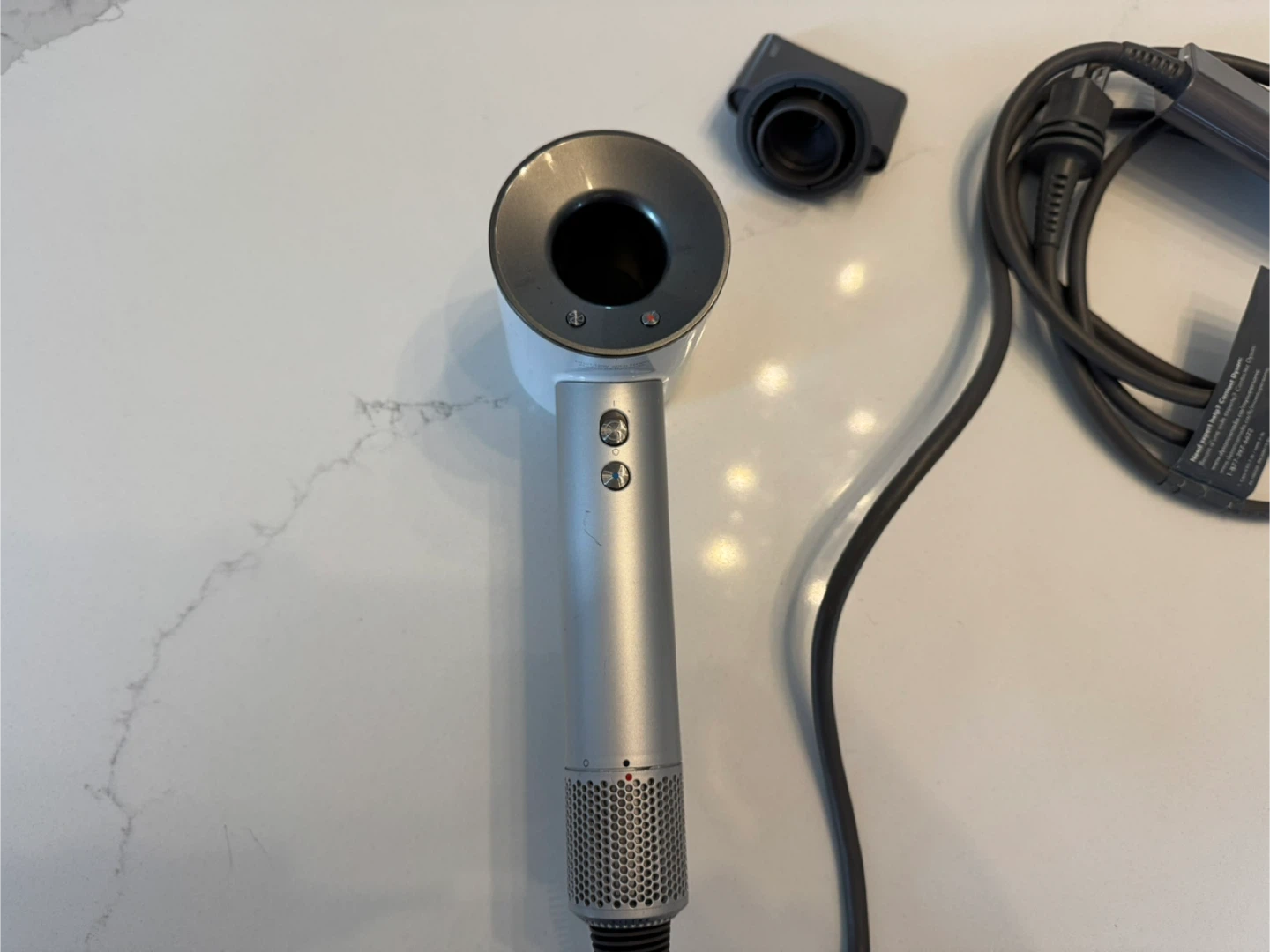 Dyson Supersonic Hair Dryer HD01  - White - Tested - photo 2