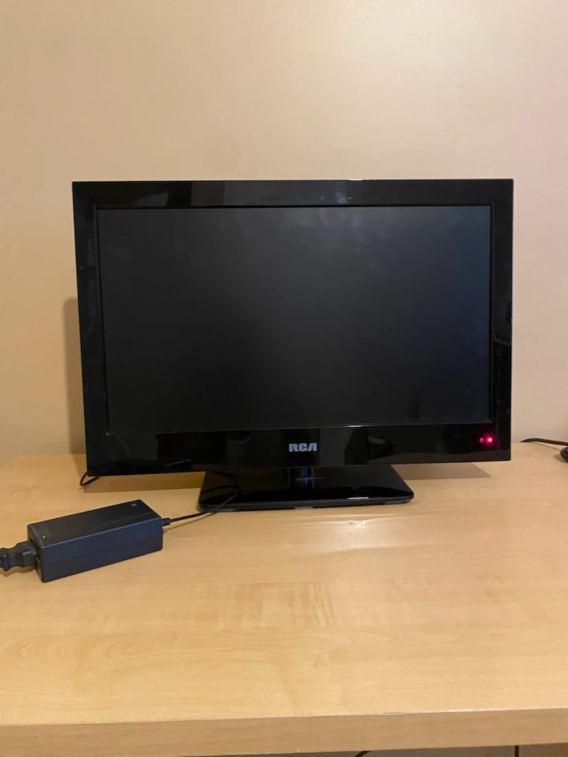 RCA RLC2253 22-inch LCD TV