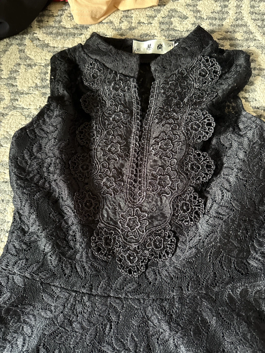 Black Lace Dress Size Small - photo 3