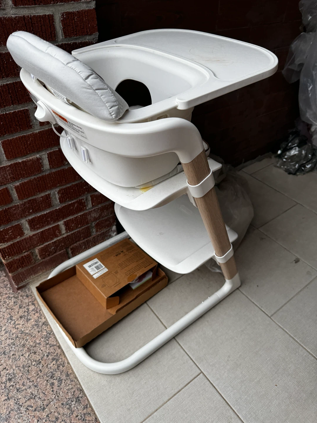 Evenflo Bria RightSeat Multi-Stage High Chair - photo 3