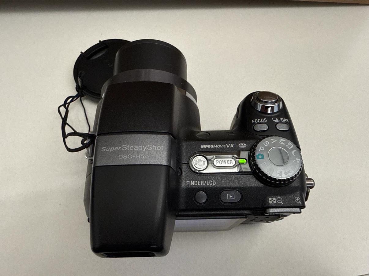 Sony DSC-H5 Super Steady Shot Digital Camera - photo 3