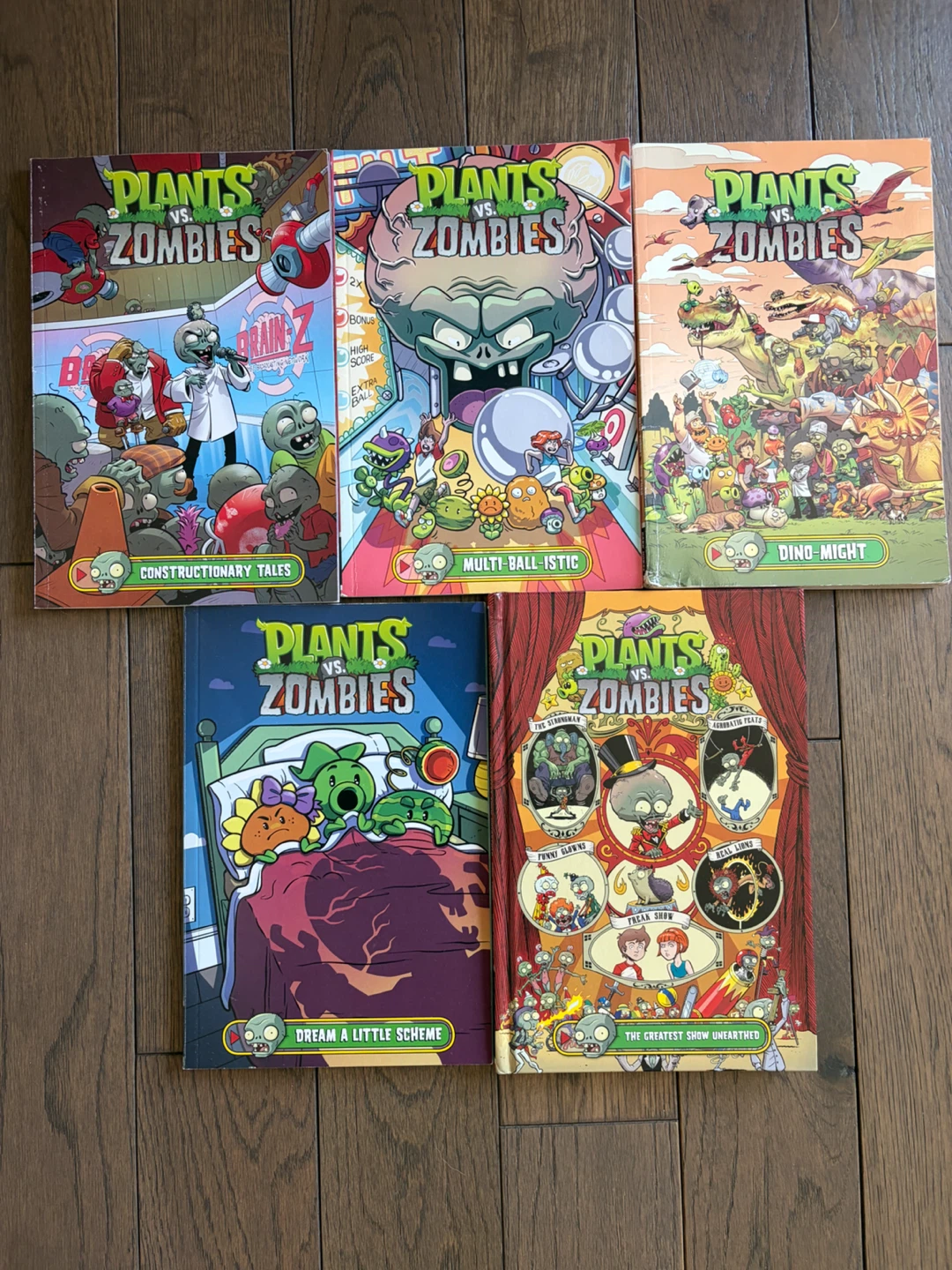Plants vs. Zombies Graphic Novels - 5 Book Set