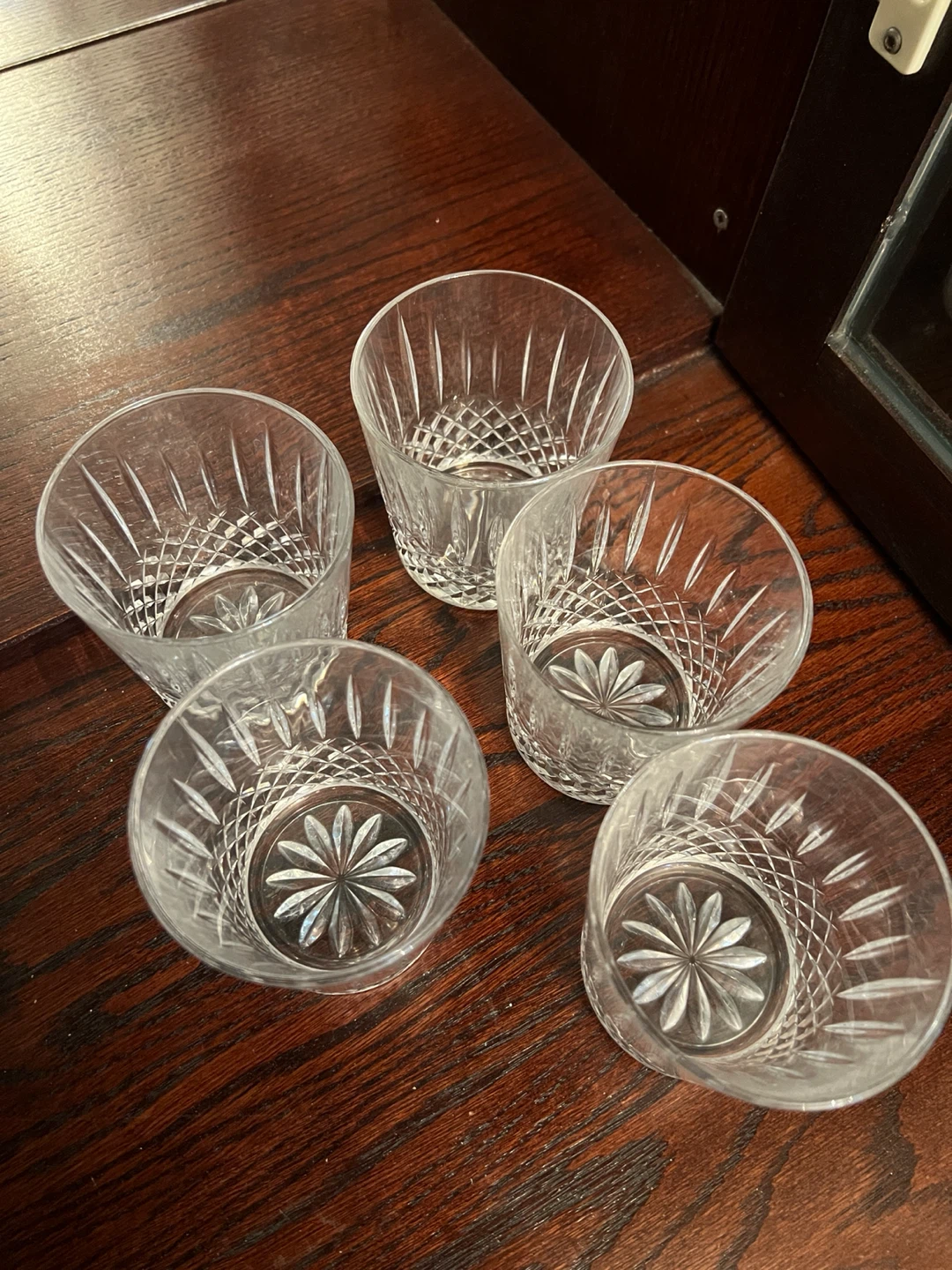 Set of 8 crystal glasses and 1 jar - photo 3