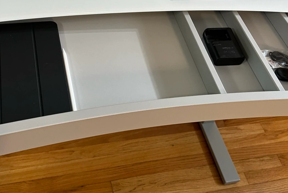 Tresanti powered adjustable height desk - photo 4