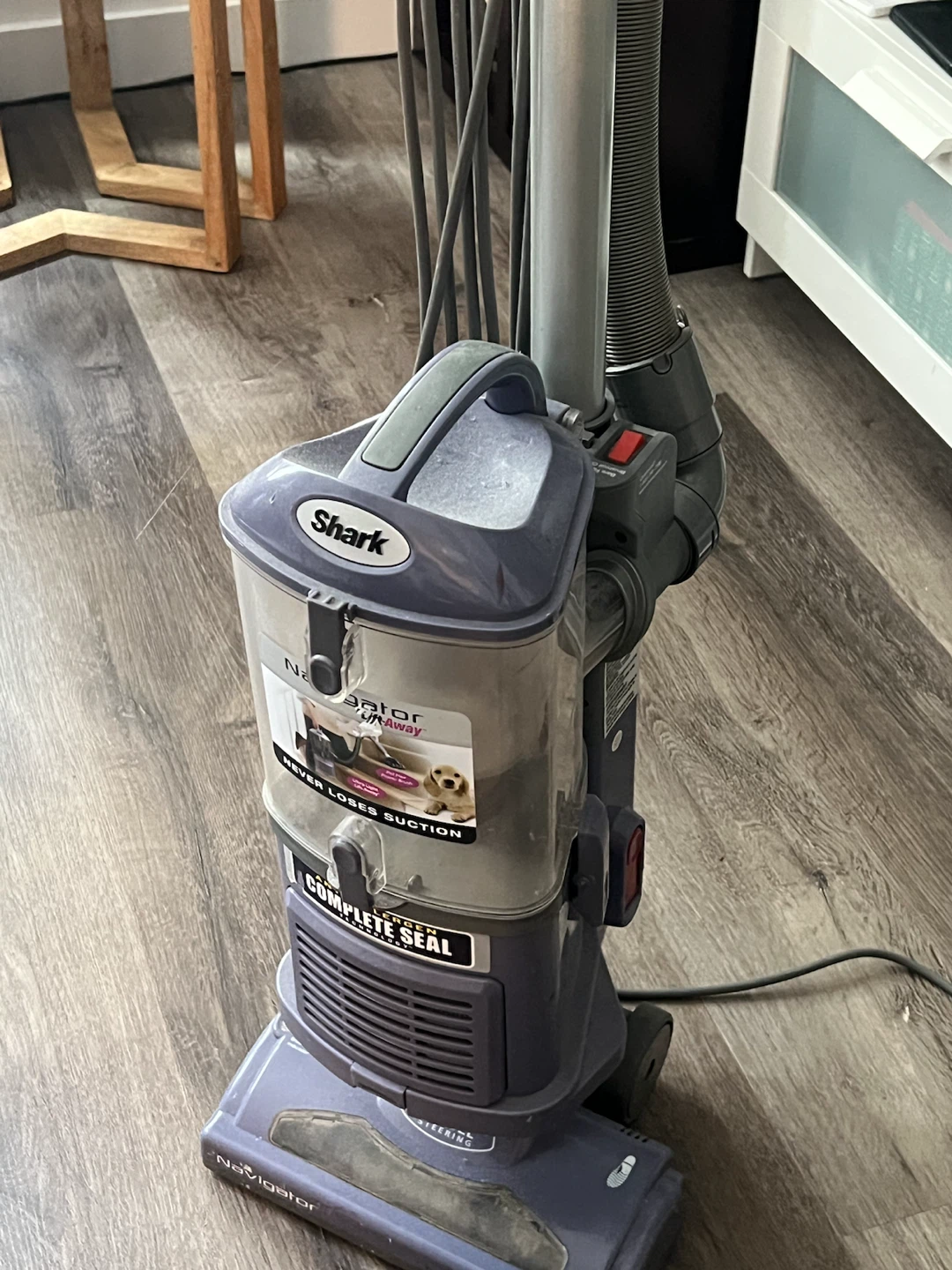 Shark Navigator Lift-Away Vacuum Cleaner