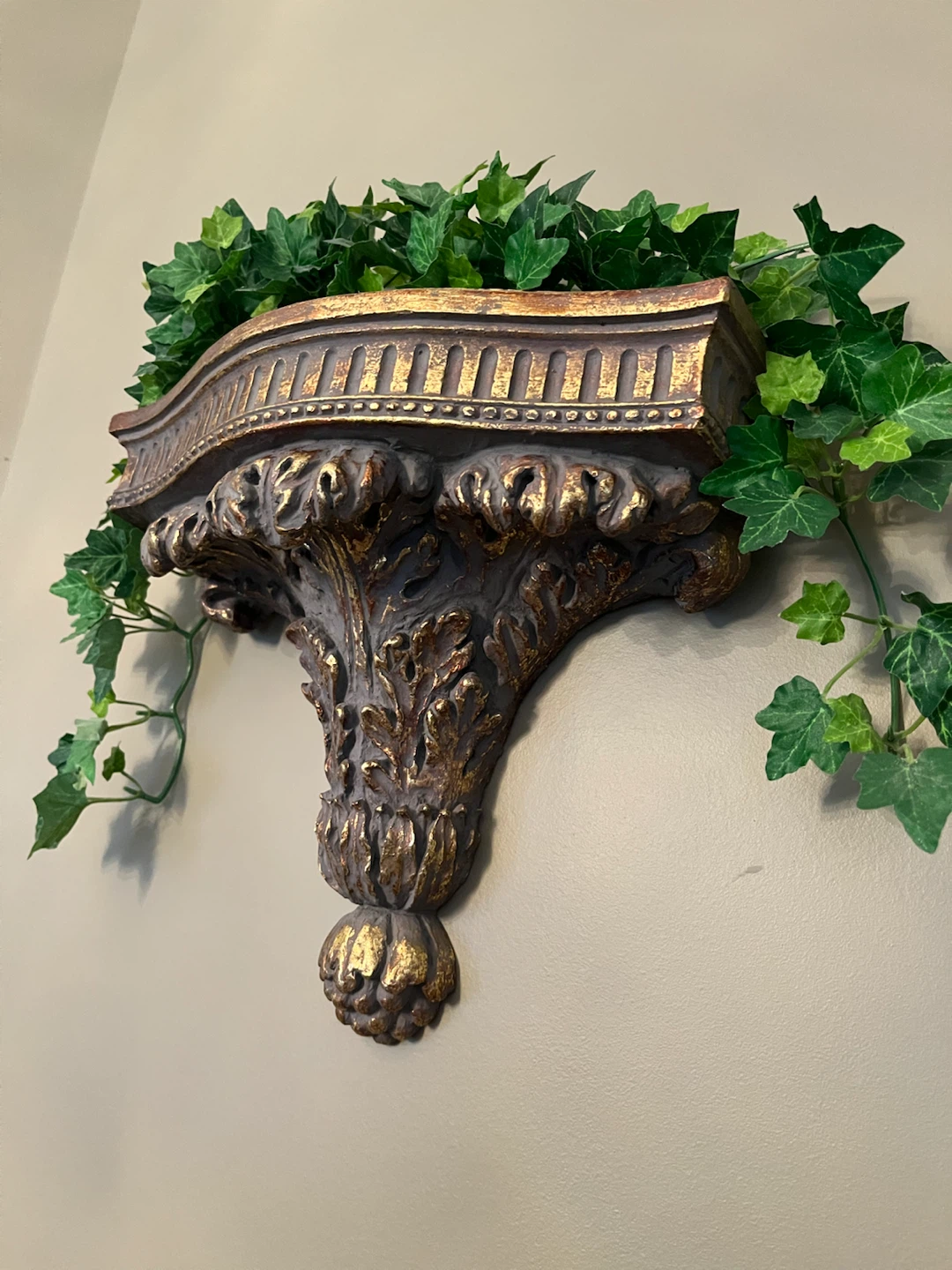 Decorative Wall Shelf with Ornate Bracket - photo 2