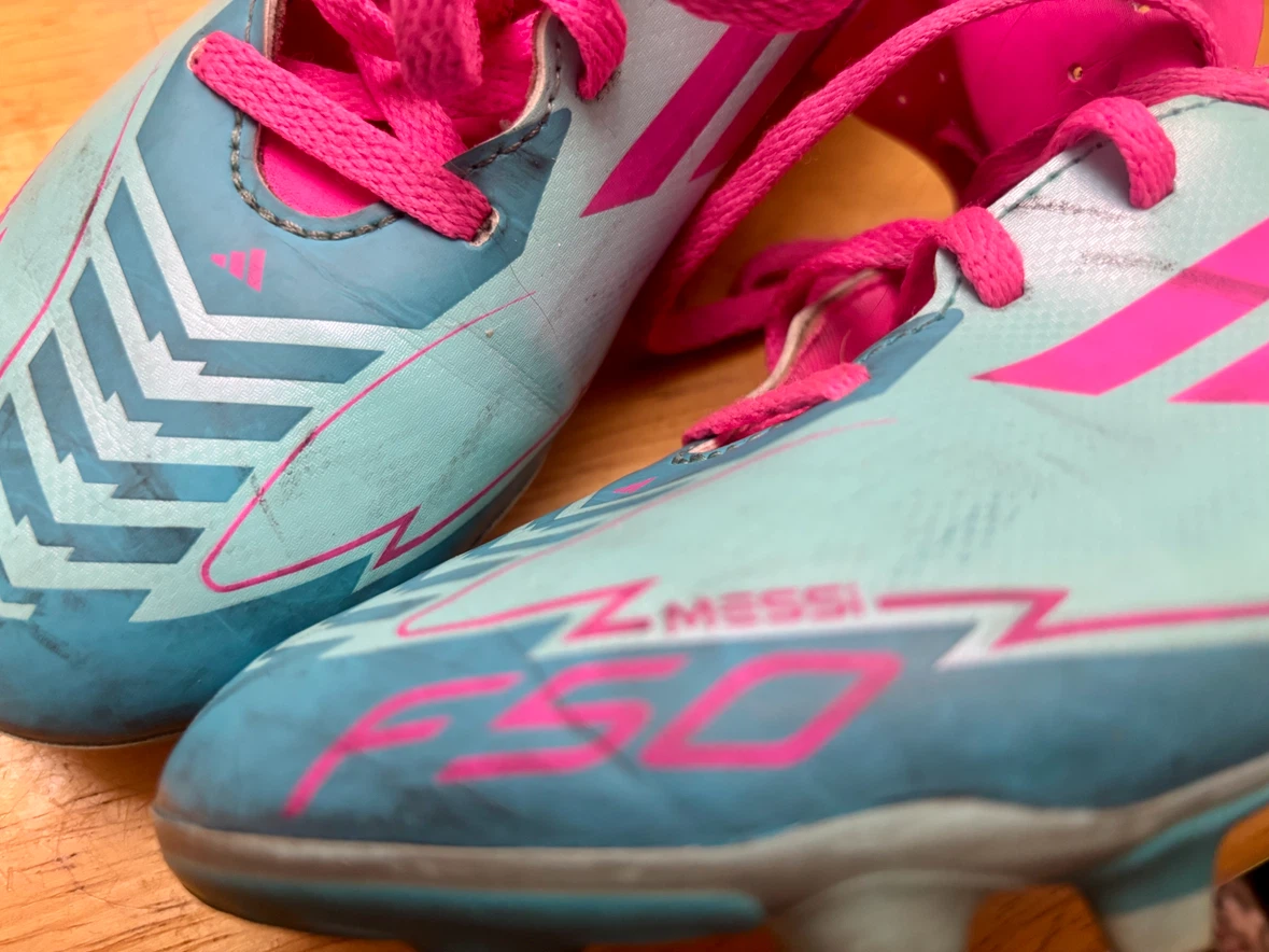 Adidas Messi F50 Soccer Cleats - Size 3 - photo 3