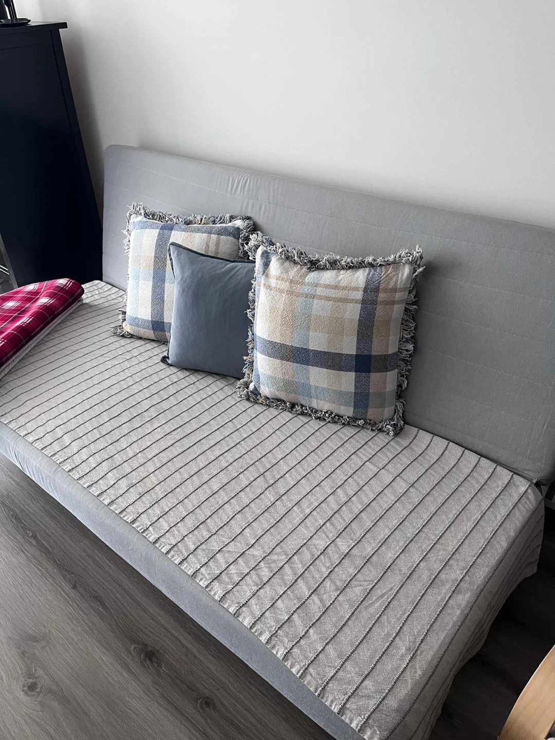 IKEA Sofa Bed - photo 3