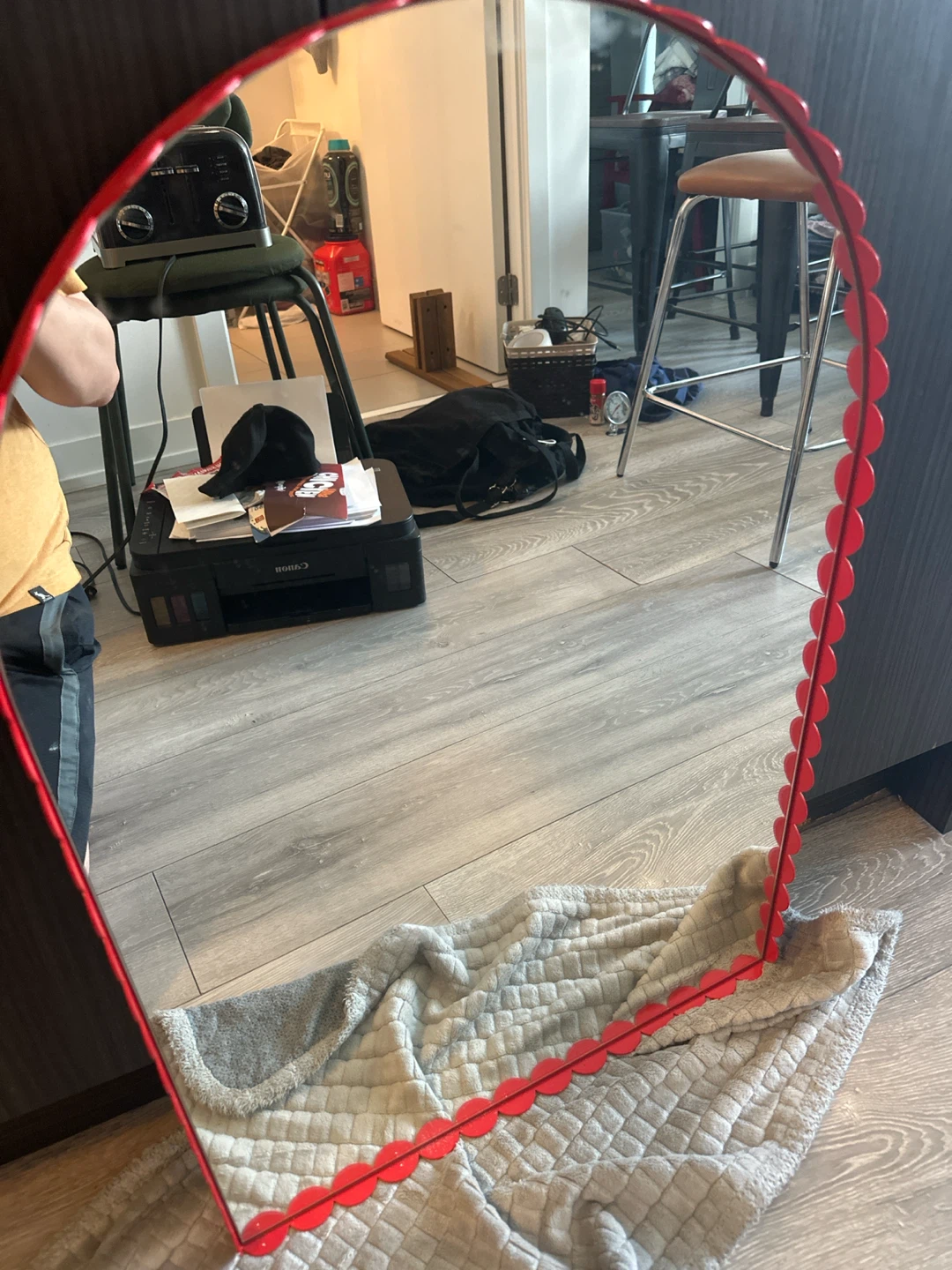 TOPRISE Arch Scalloped Mirror with Red Frame - photo 3