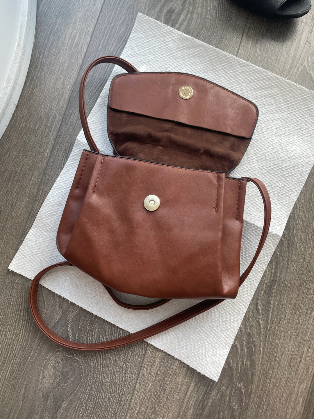 Brown crossbody purse