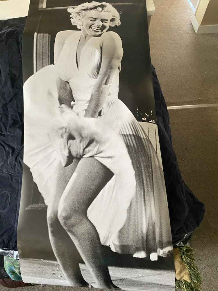 Marilyn Monroe "The Seven Year Itch" Poster - photo 2
