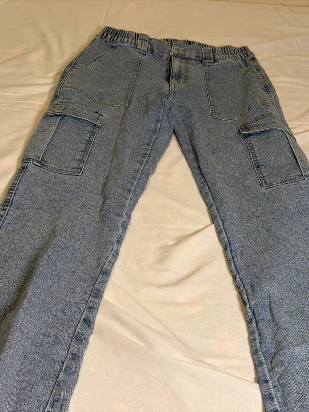 Light Wash Cargo Jeans - photo 3