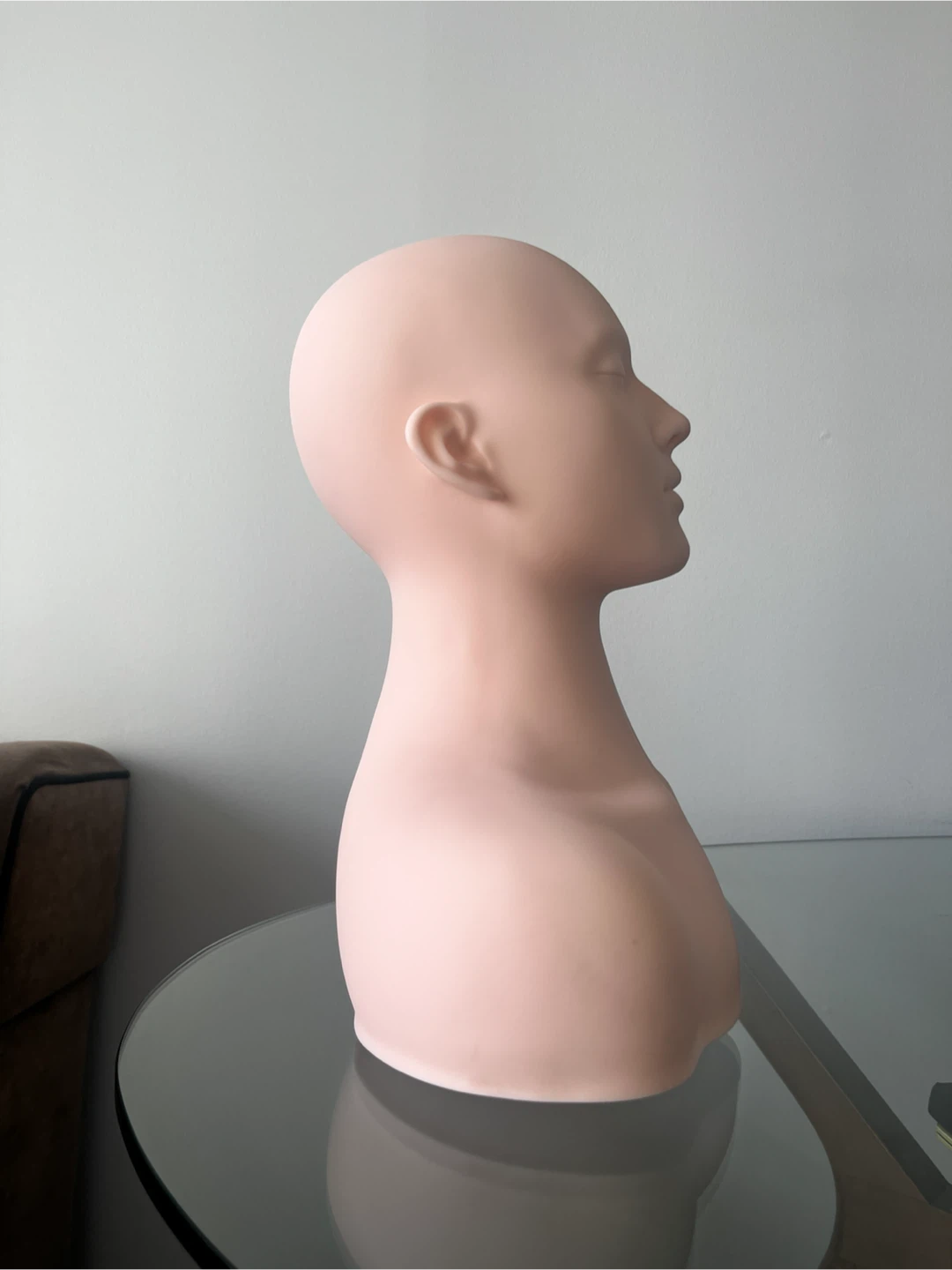 Cosmetology training mannequin with shoulders and chest - photo 3