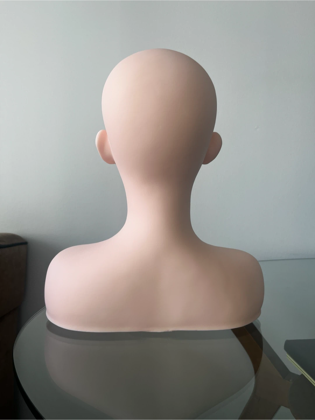 Cosmetology training mannequin with shoulders and chest - photo 4