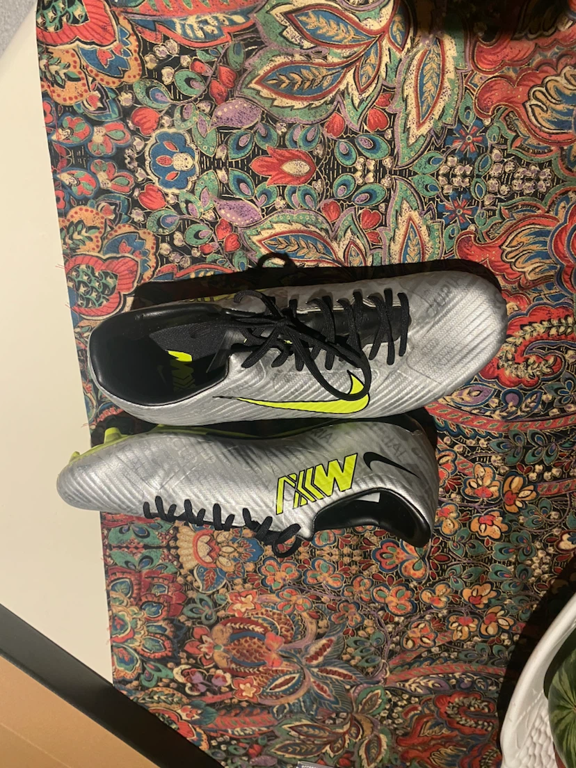 Nike Mercurial Football Cleats - photo 3