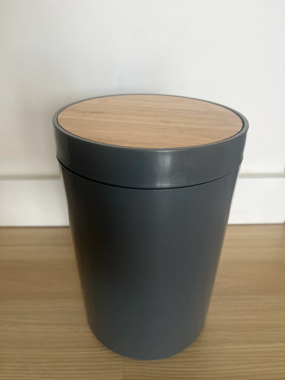 Grey bin with wood lid