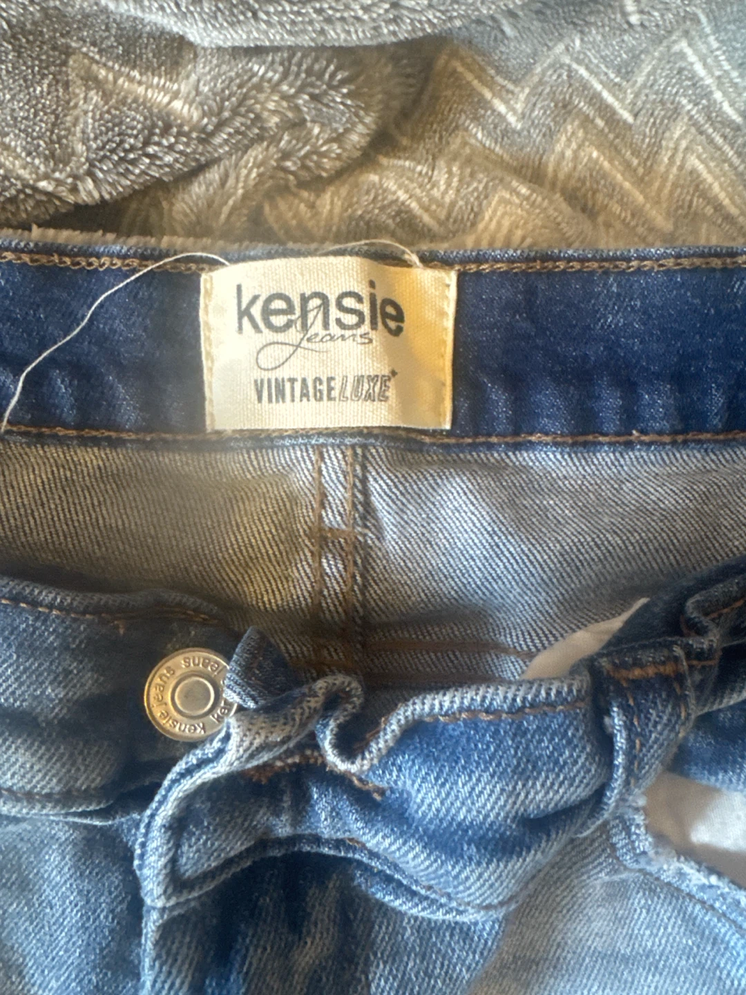 Kensie Jeans Vintage Luxe Denim Shorts Size 8/29 - photo 3