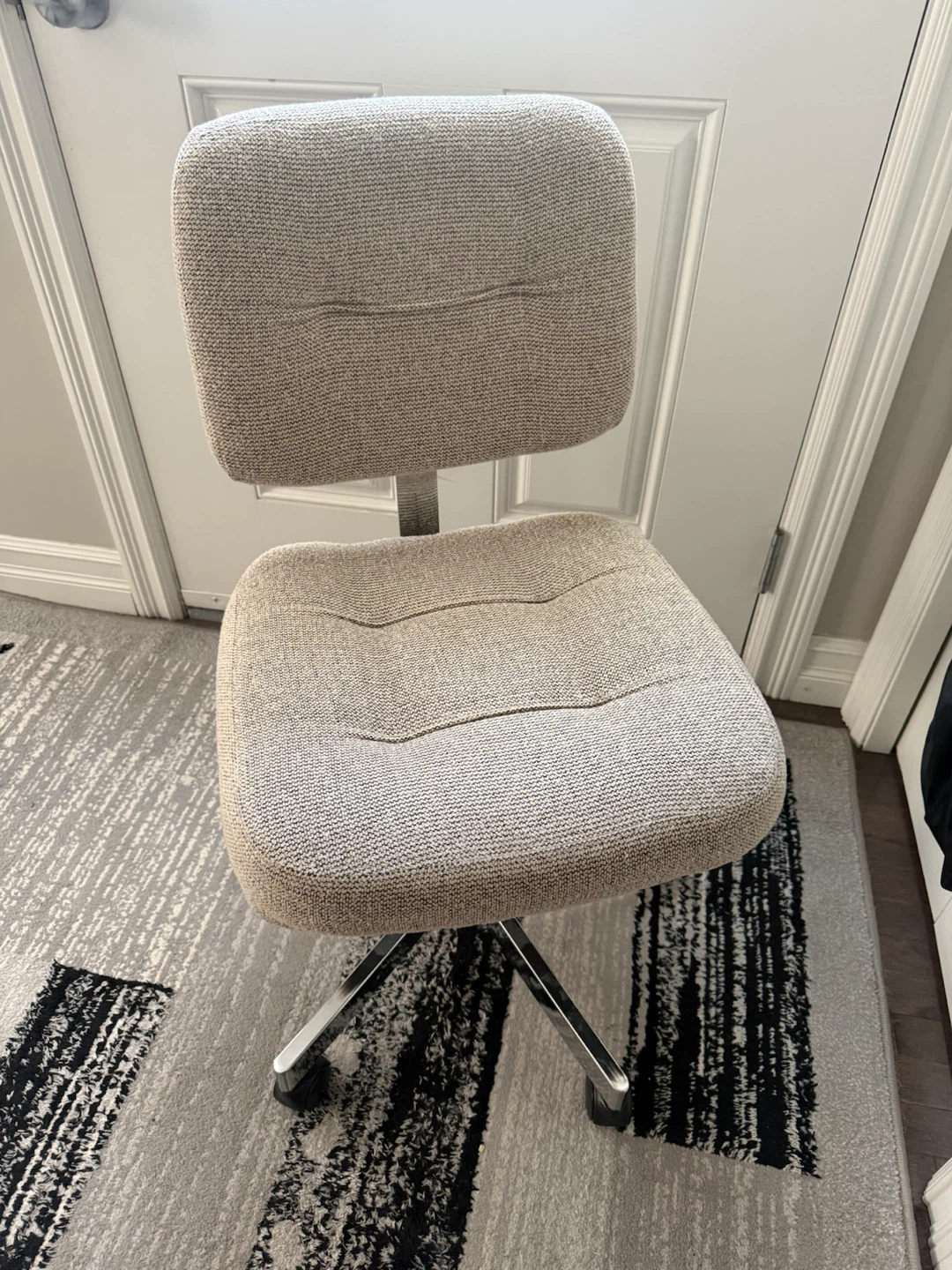Office Chair - photo 2