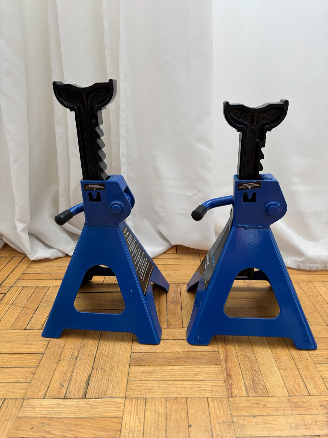 Certified Axle Stands (2 Tonnes) - photo 2