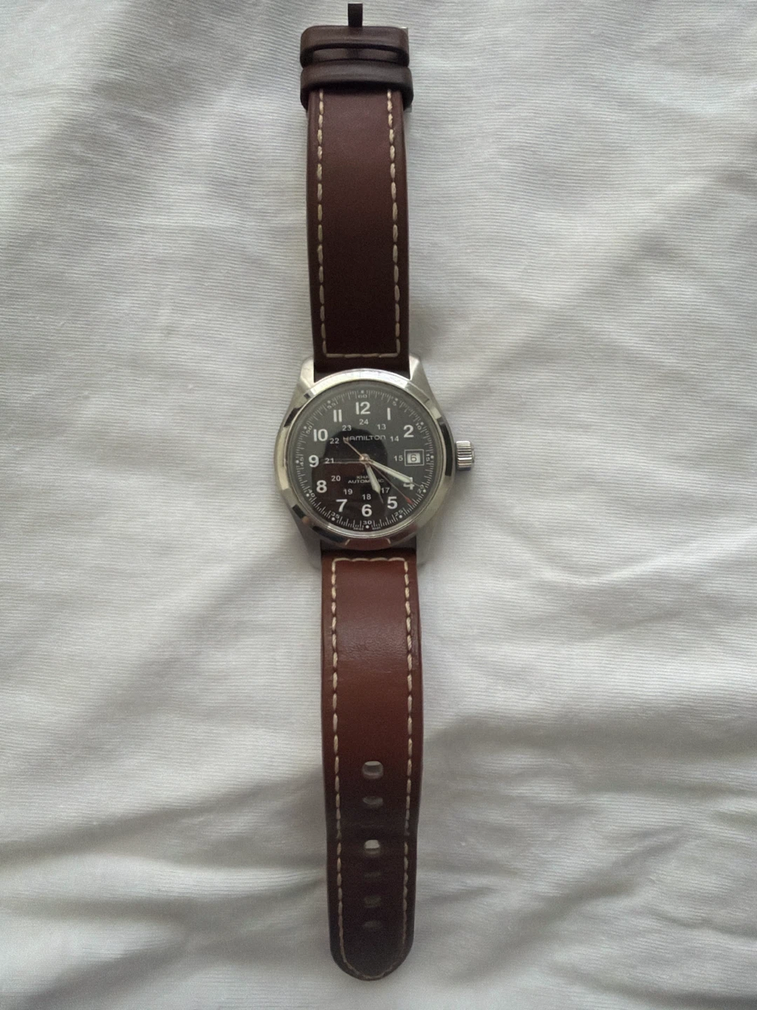 Hamilton Khaki Field Auto 38mm - Black on Leather Strap